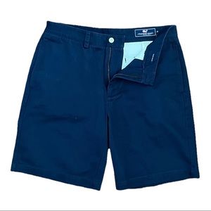 Navy blue vineyard vines shorts 32”